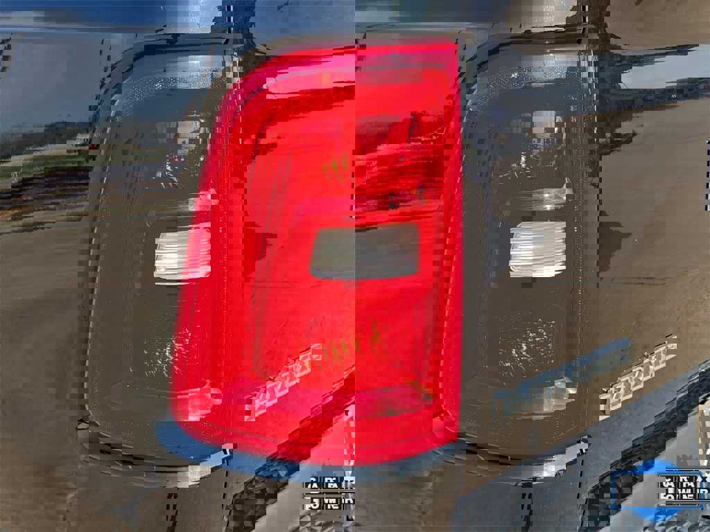 Used 2025 RAM 1500 Laramie image 29