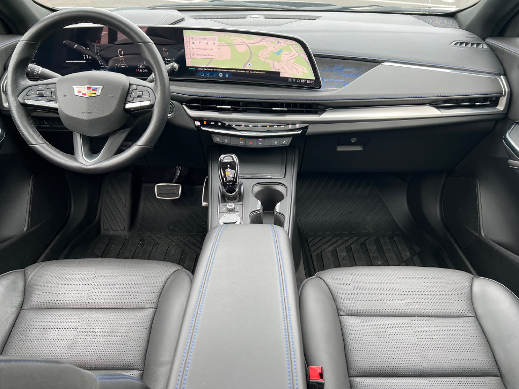 Used 2025 Cadillac XT4 Sport FWD image 23