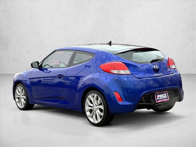 Used 2013 Hyundai Veloster w/ Style Pkg image 7