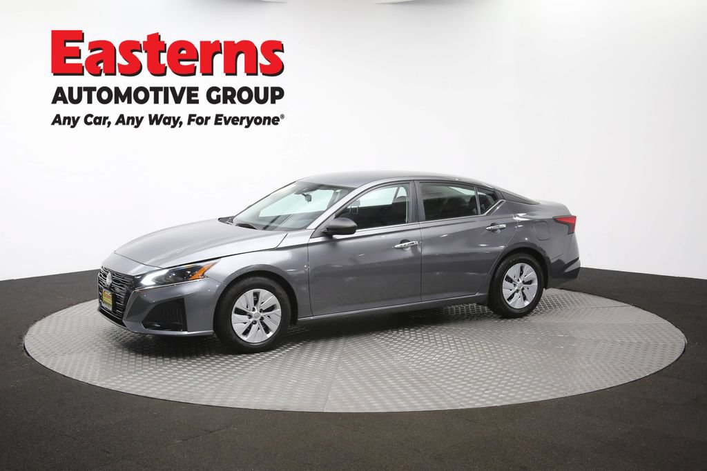 Used 2024 Nissan Altima 2.5 S FWD image 56