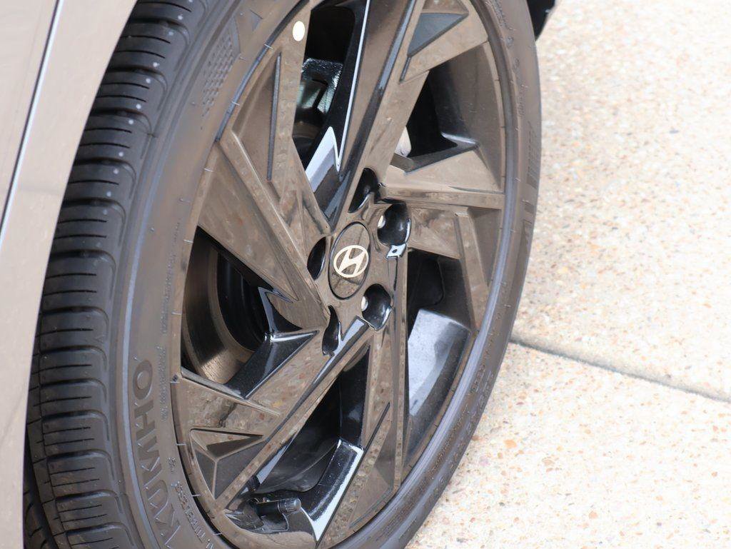 New 2026 Hyundai Elantra Sport image 12