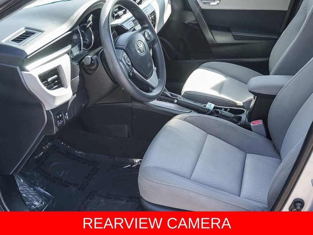 Used 2015 Toyota Corolla LE FWD image 17