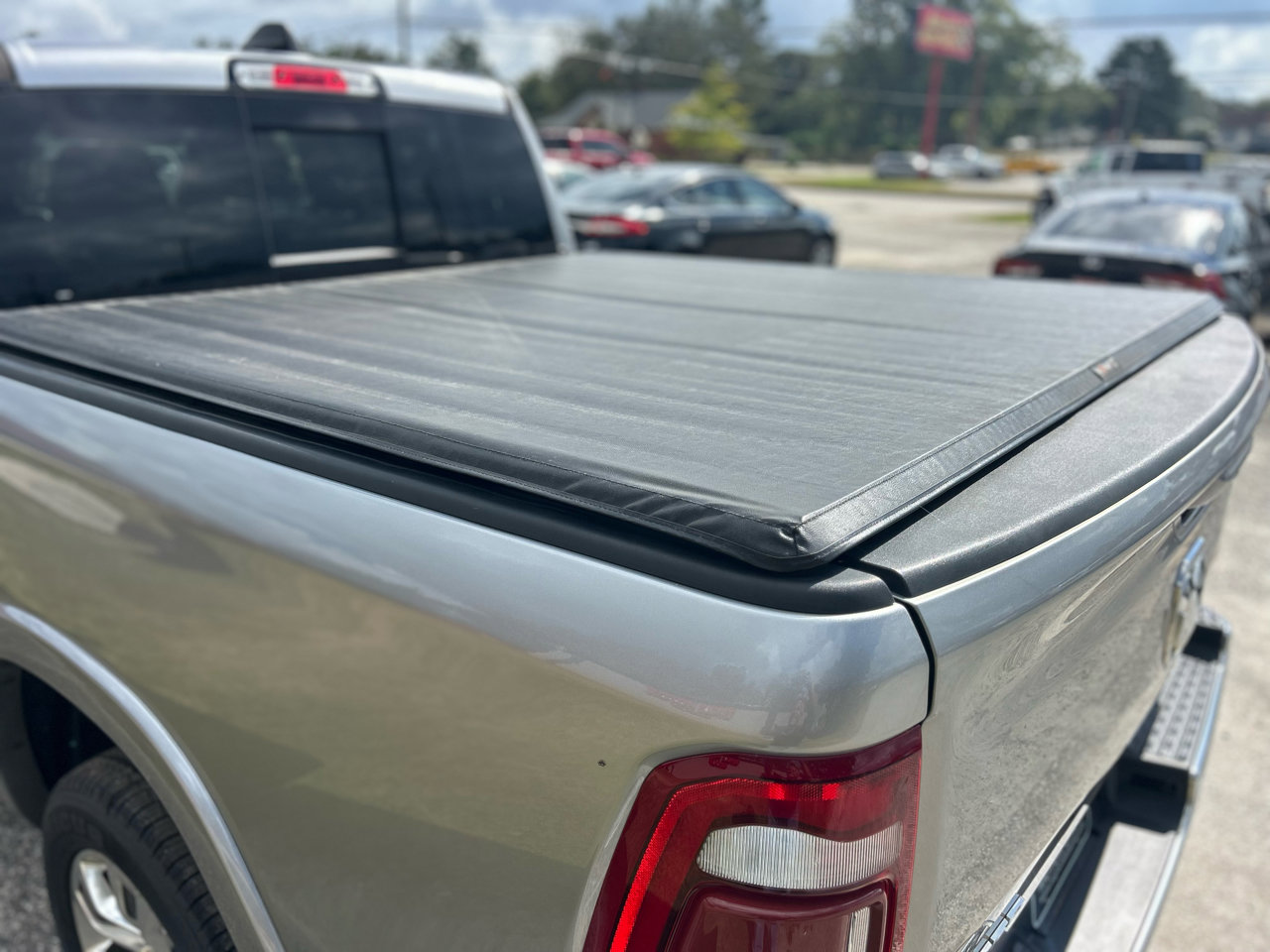 Used 2023 RAM 1500 Limited image 9