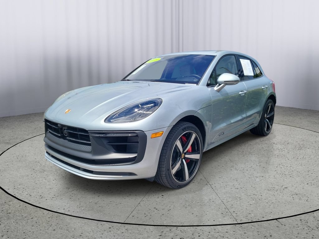 Used 2025 Porsche Macan GTS AWD/4WD image 5
