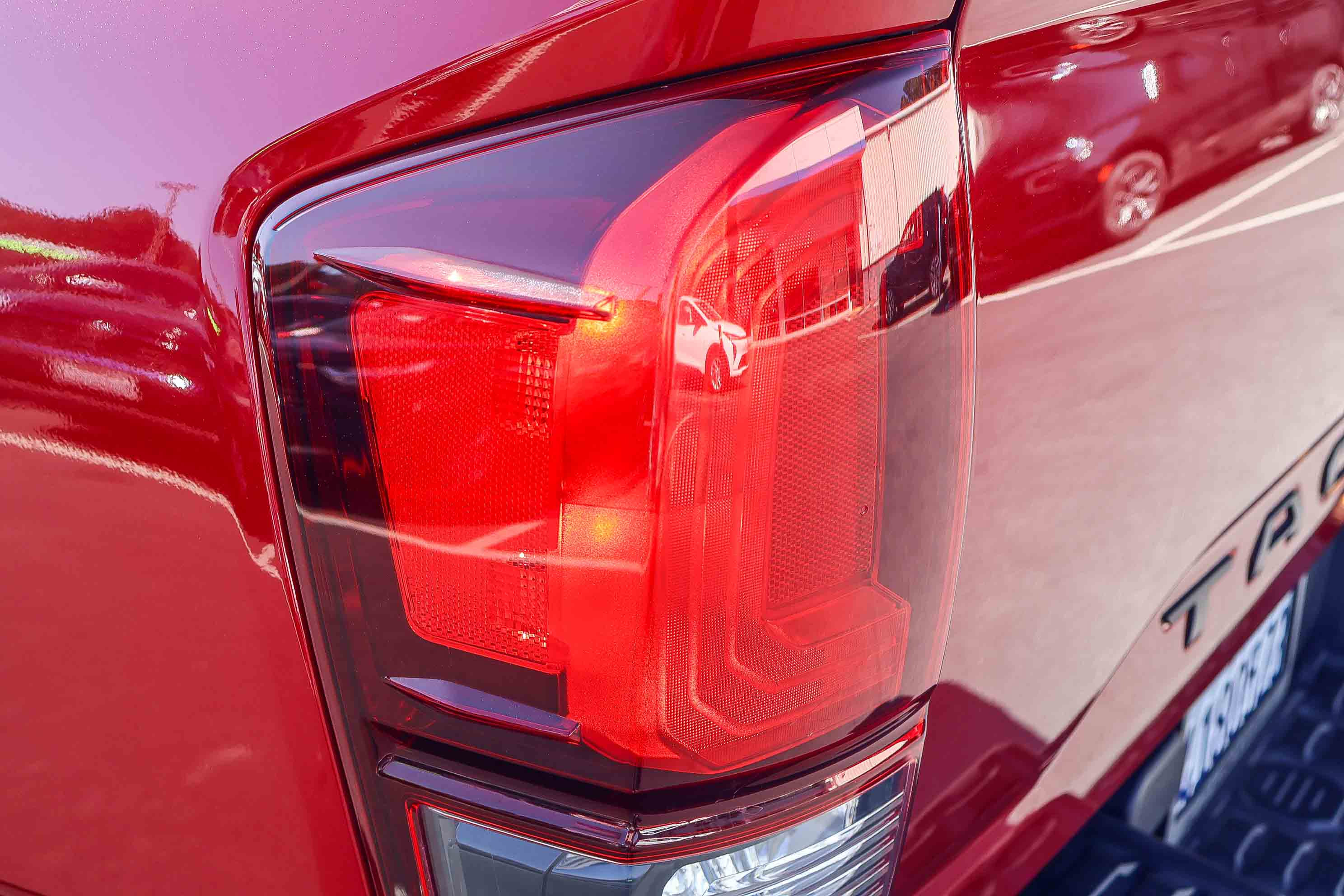 Used 2020 Toyota Tacoma SR RWD image 23