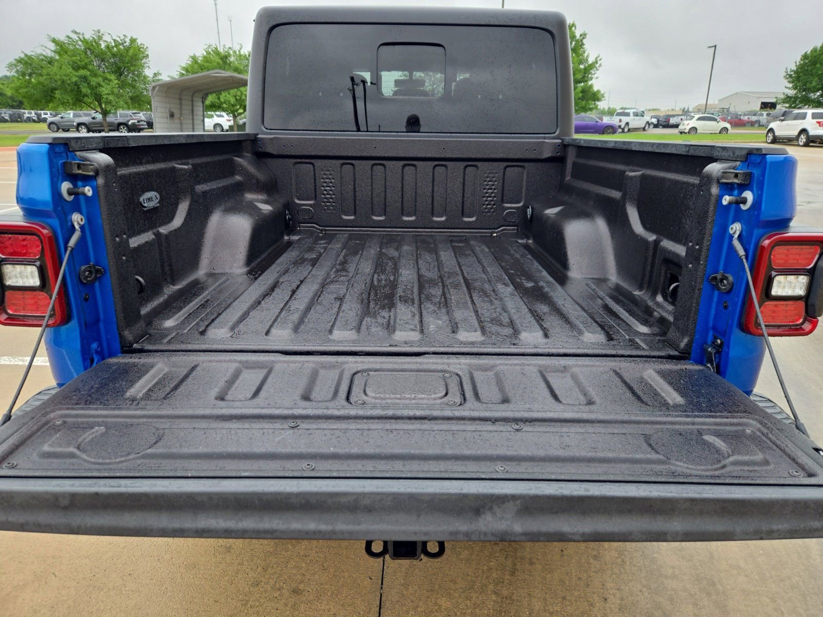 Used 2020 Jeep Gladiator Rubicon AWD/4WD image 25