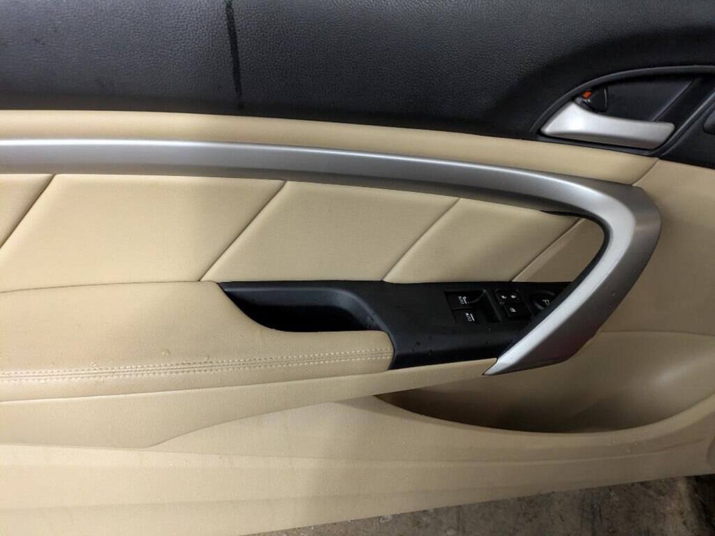 Used 2012 Honda Accord EX-L image 17