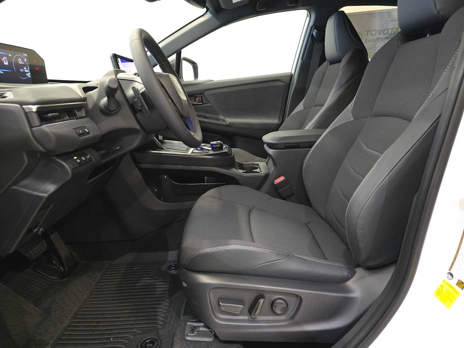 New 2026 Toyota C-HR AWD/4WD image 19