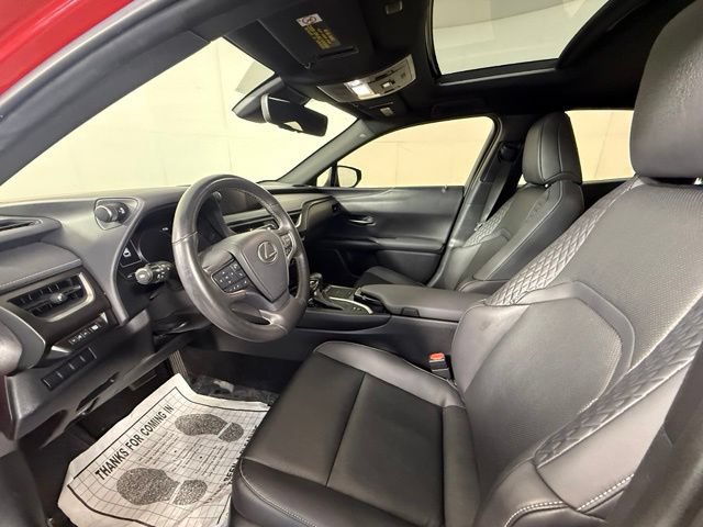 Used 2019 Lexus UX 250h AWD/4WD image 5