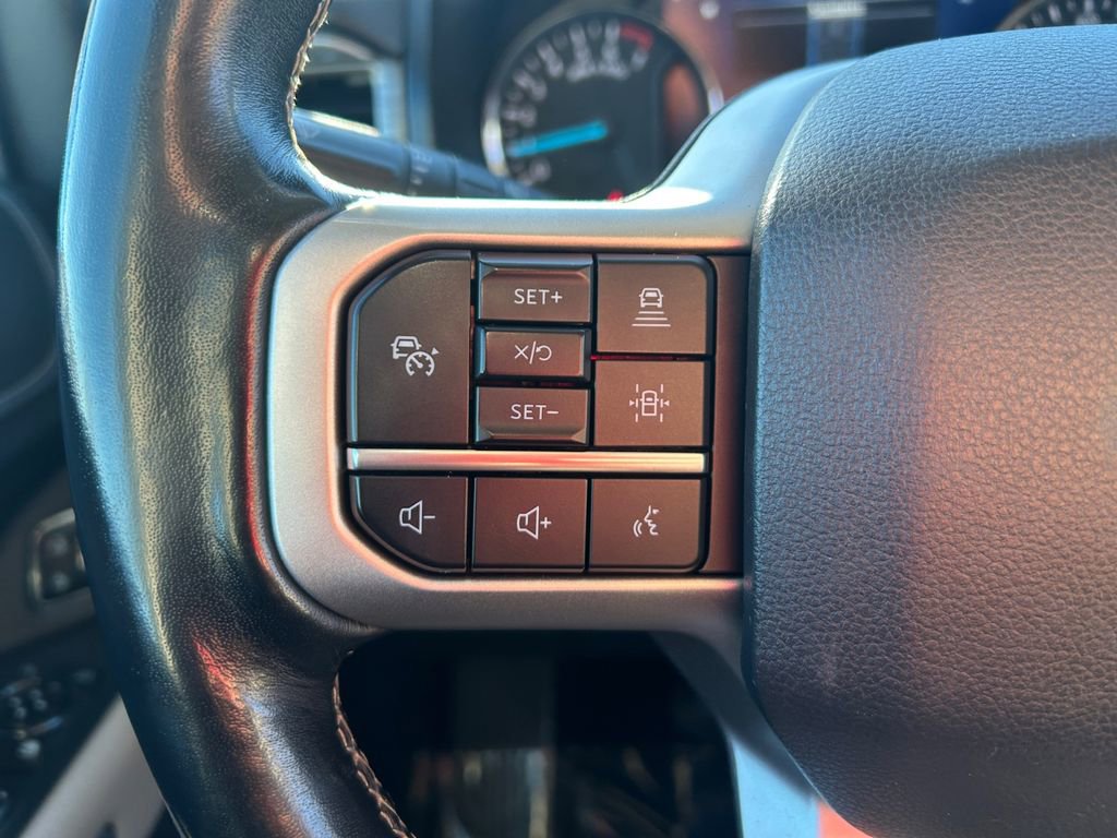 Used 2022 Ford Expedition Max Limited image 19