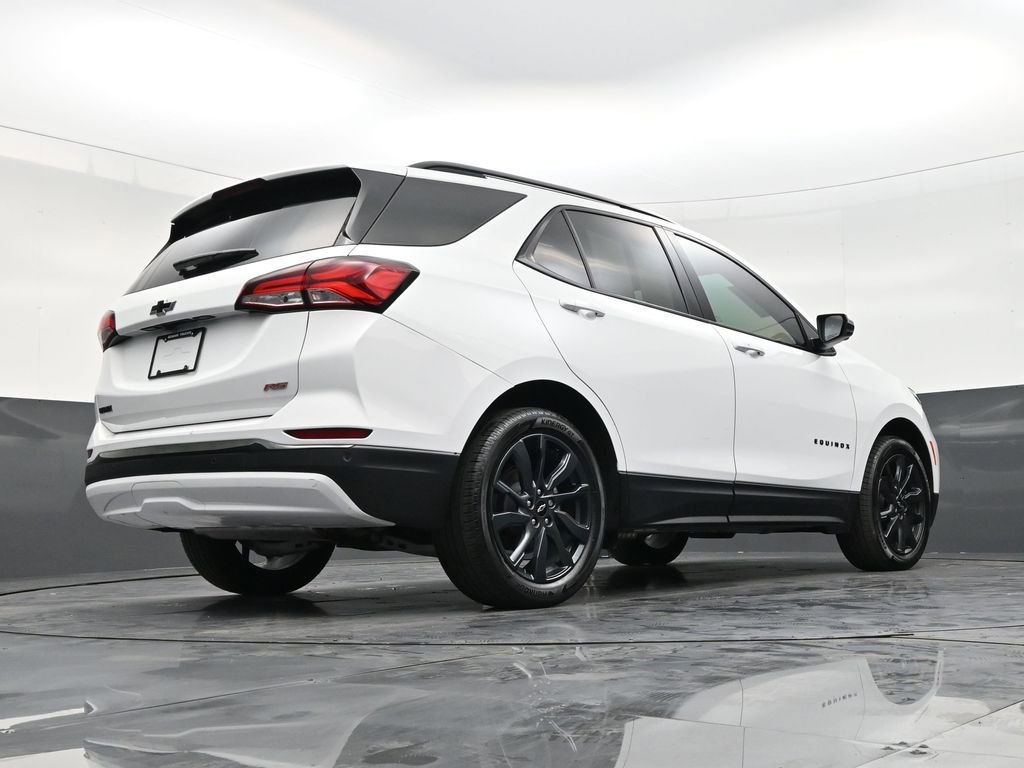 Used 2023 Chevrolet Equinox RS image 25
