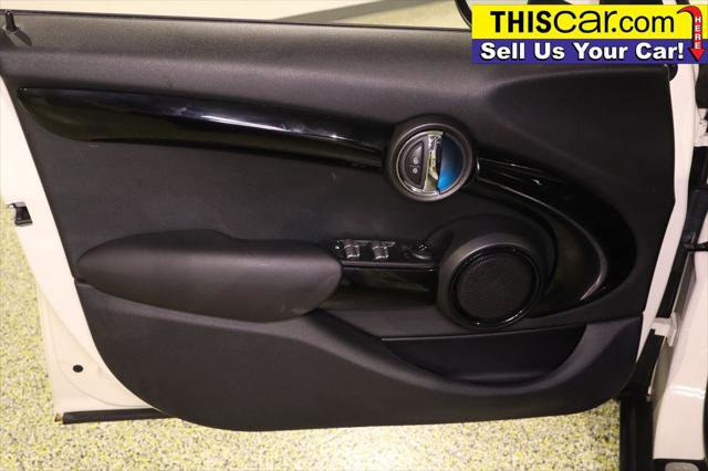 Used 2016 MINI Cooper S image 26