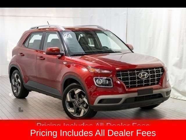 Used 2024 Hyundai Venue Limited FWD image 1