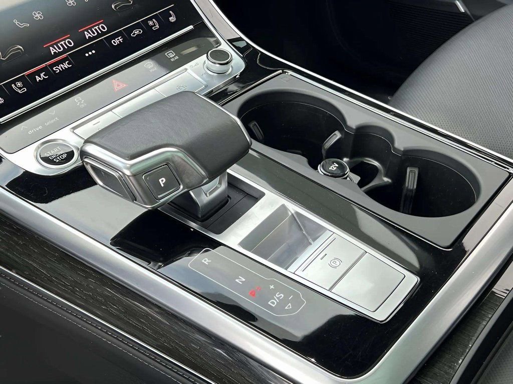 Used 2021 Audi Q7 3.0T Prestige w/ Prestige Package image 32