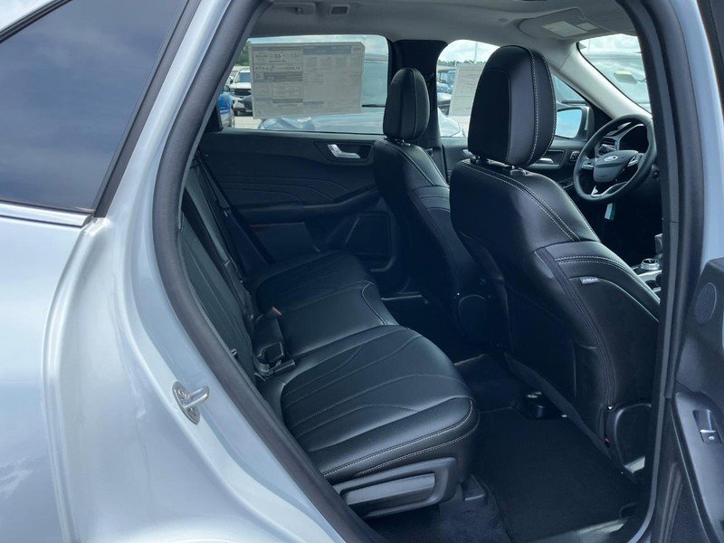 New 2025 Ford Escape SE w/ PHEV Premium Package image 4