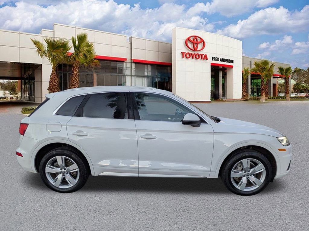 Used 2018 Audi Q5 2.0T Premium Plus w/ Premium Plus Package image 3