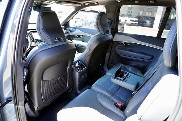 Used 2023 Volvo XC90 T8 Ultimate w/ Protection Package Premier AWD/4WD image 27