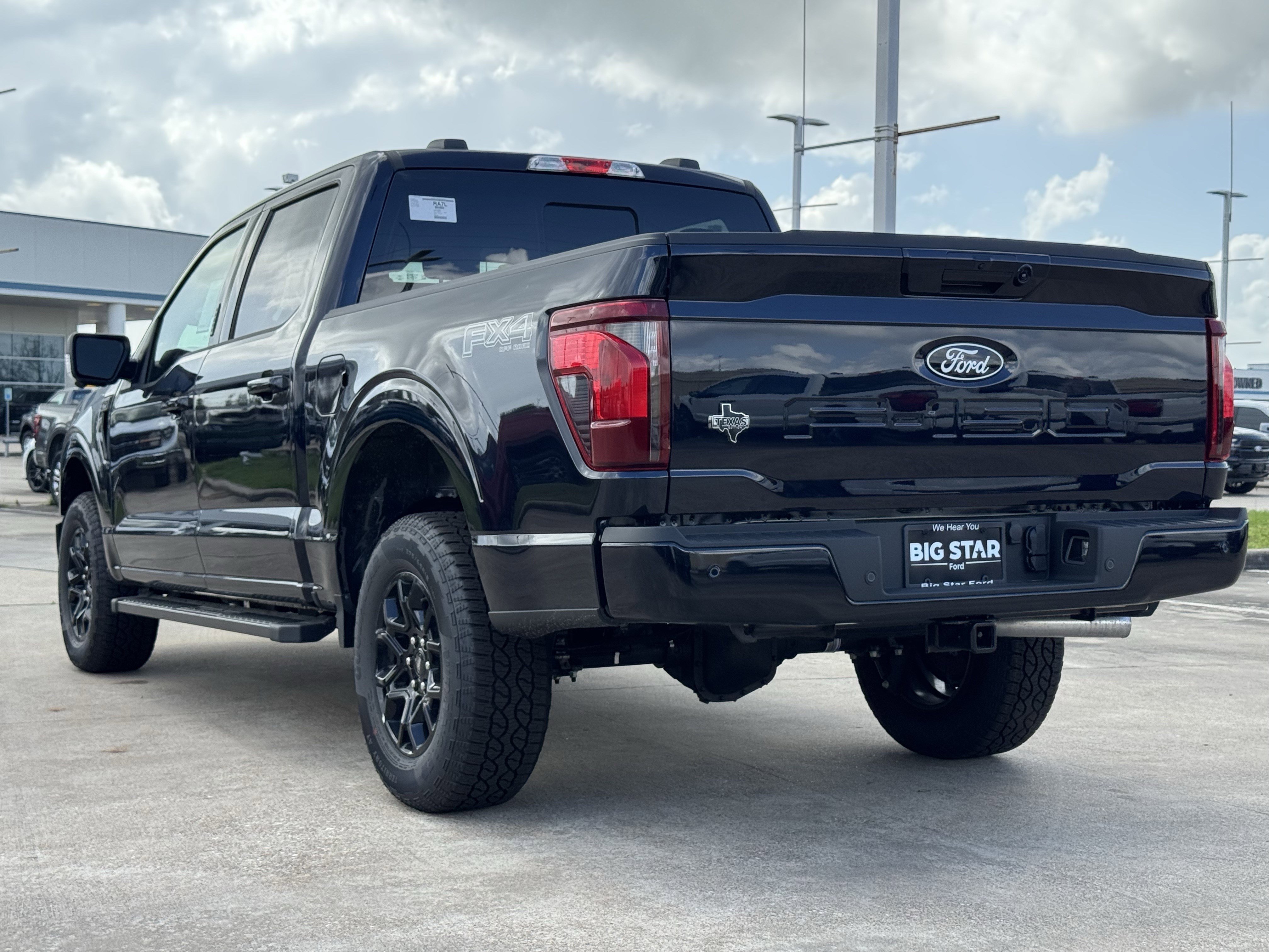 New 2026 Ford F150 XLT w/ Equipment Group 302A MID AWD/4WD image 12