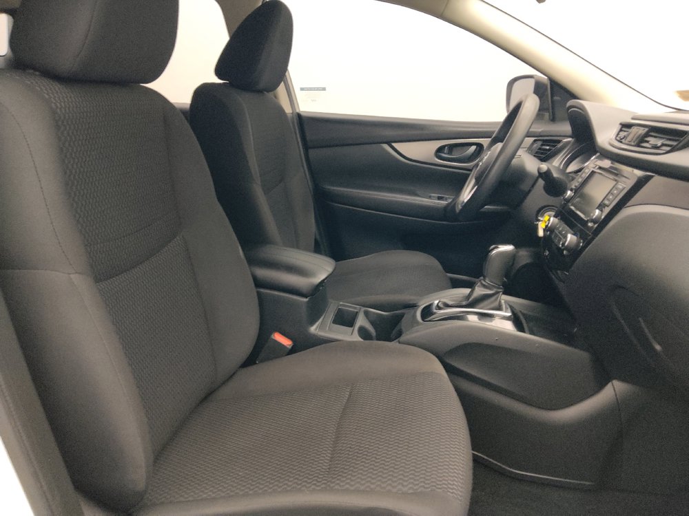 Used 2020 Nissan Rogue Sport S FWD image 21