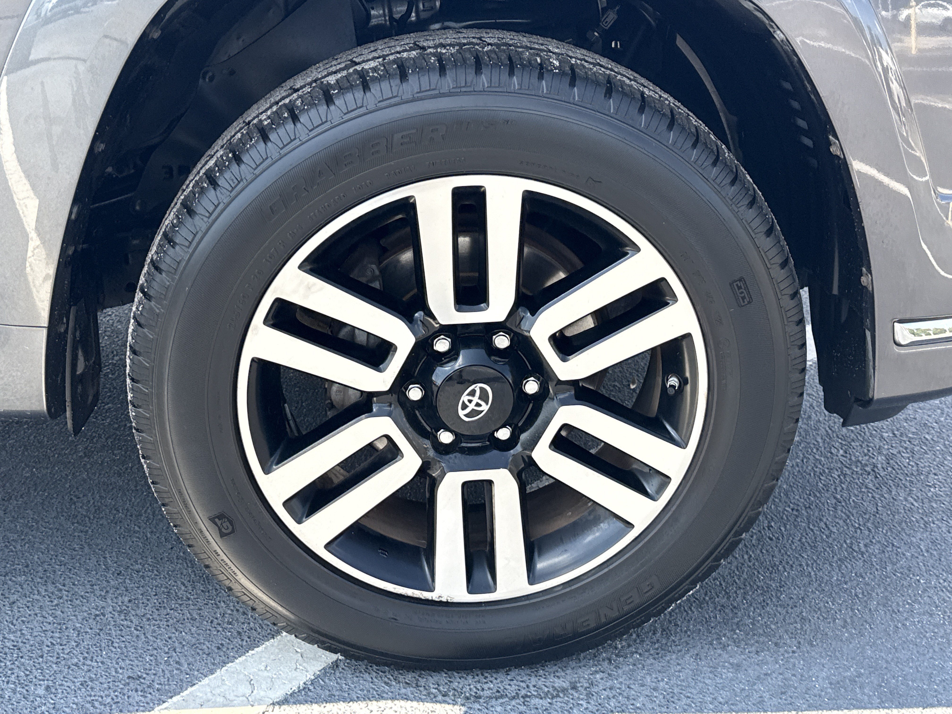 Used 2019 Toyota 4Runner Limited AWD/4WD image 13