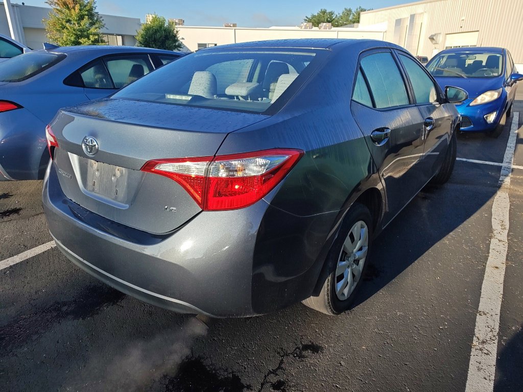 Used 2014 Toyota Corolla LE FWD image 4