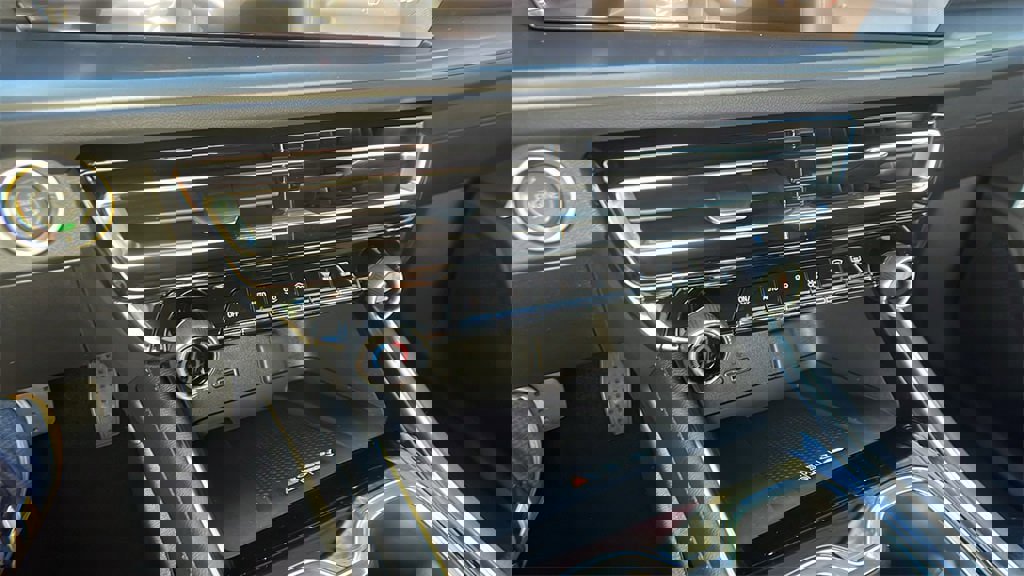 New 2026 Chevrolet Traverse LT image 28