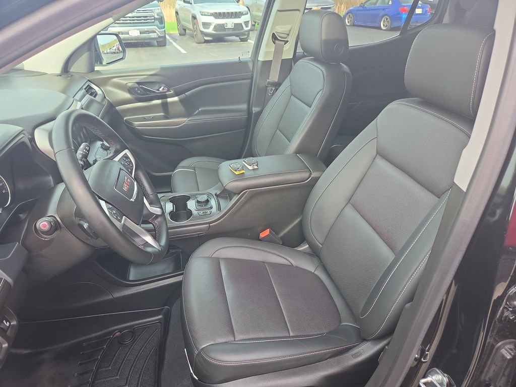Certified 2023 GMC Acadia SLT w/ Trailering Package image 27