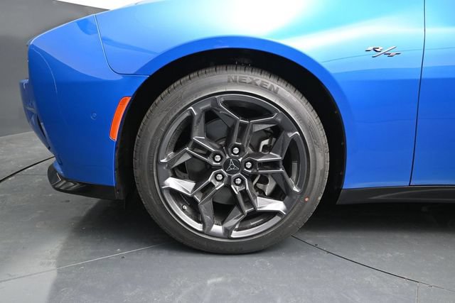 New 2026 Dodge Charger R/T w/ Driver Convenience Group AWD/4WD image 15
