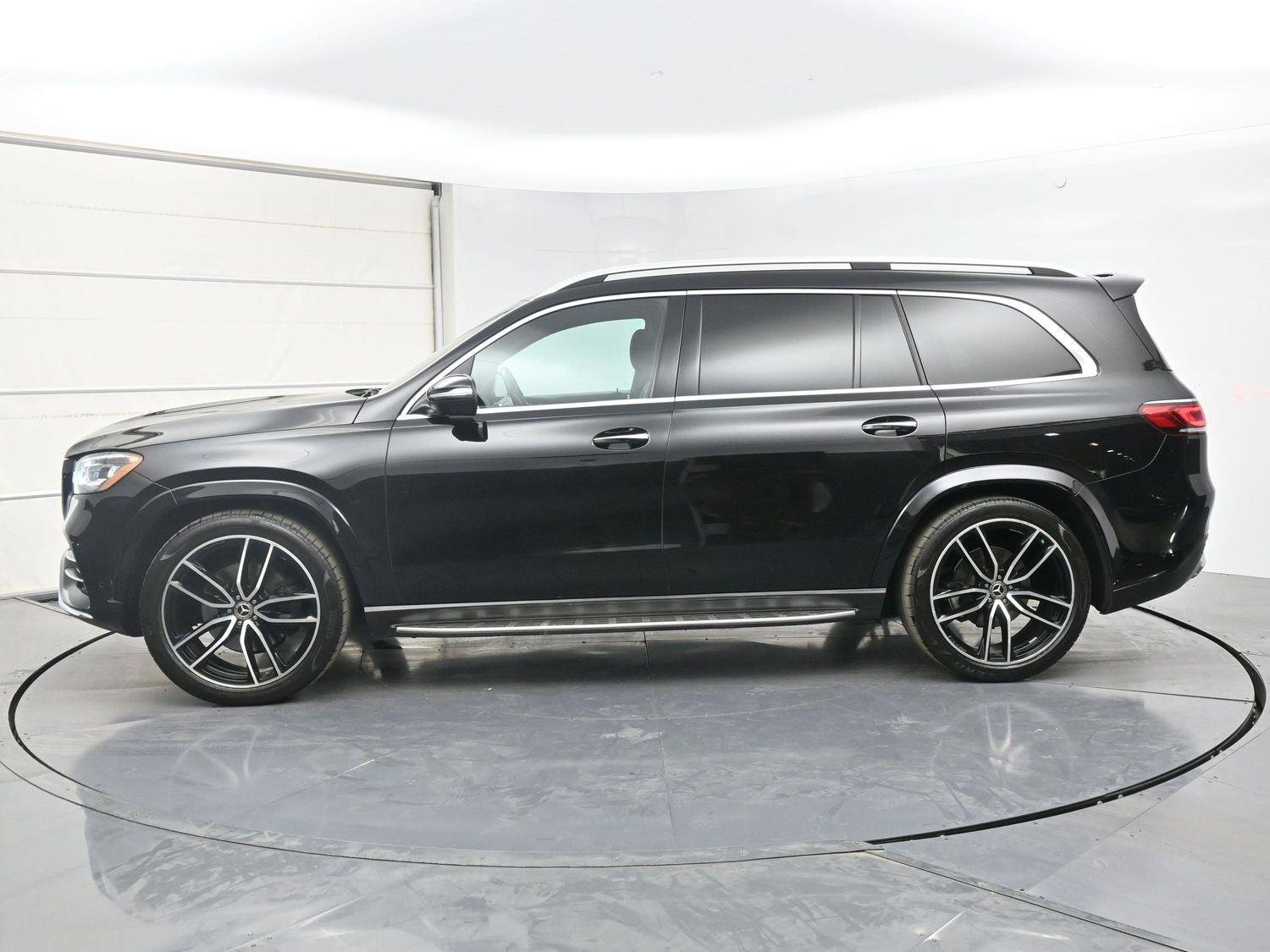 Used 2021 Mercedes-Benz GLS 580 4MATIC image 22