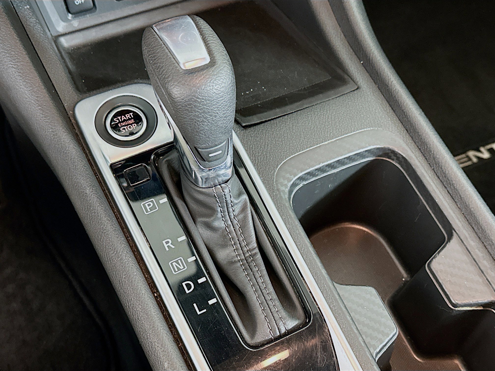 Used 2024 Nissan Sentra SV image 24