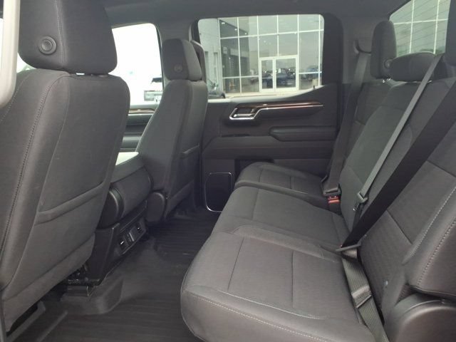 Used 2025 Chevrolet Silverado 1500 LT AWD/4WD image 23