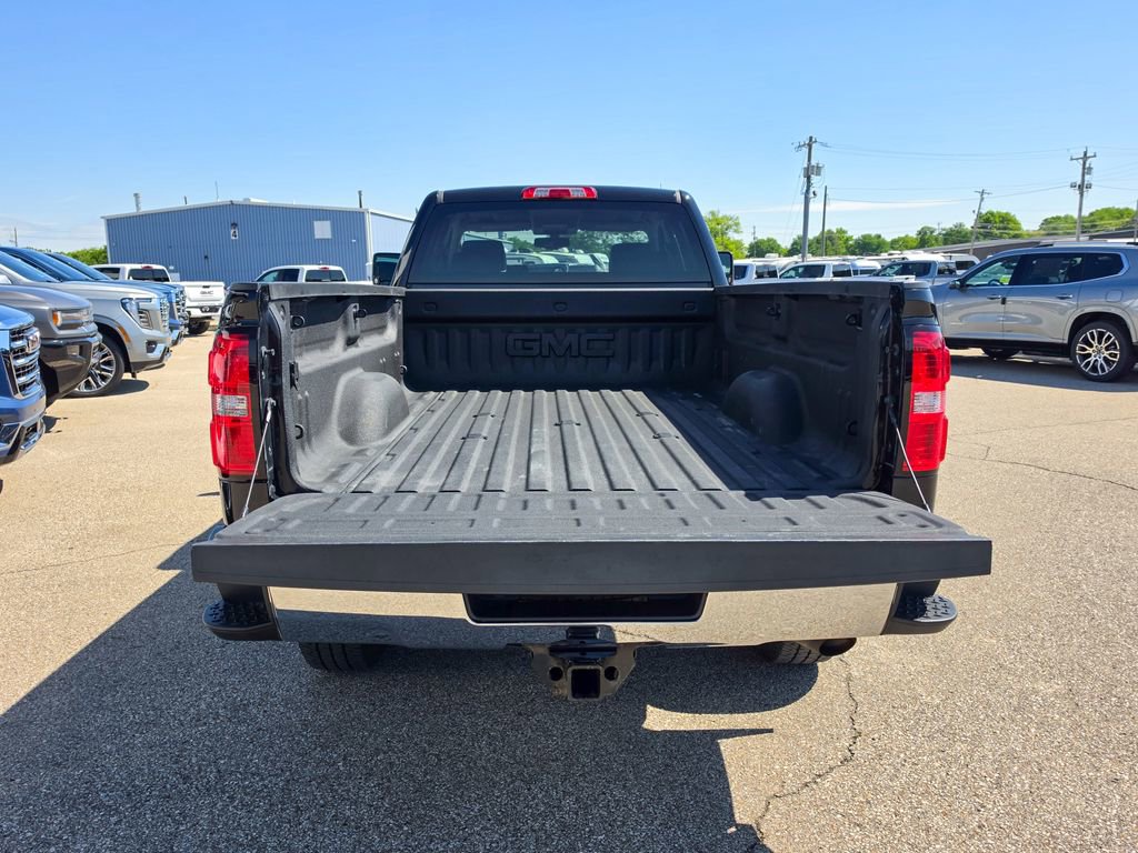 Used 2017 GMC Sierra 3500 SLT AWD/4WD image 5