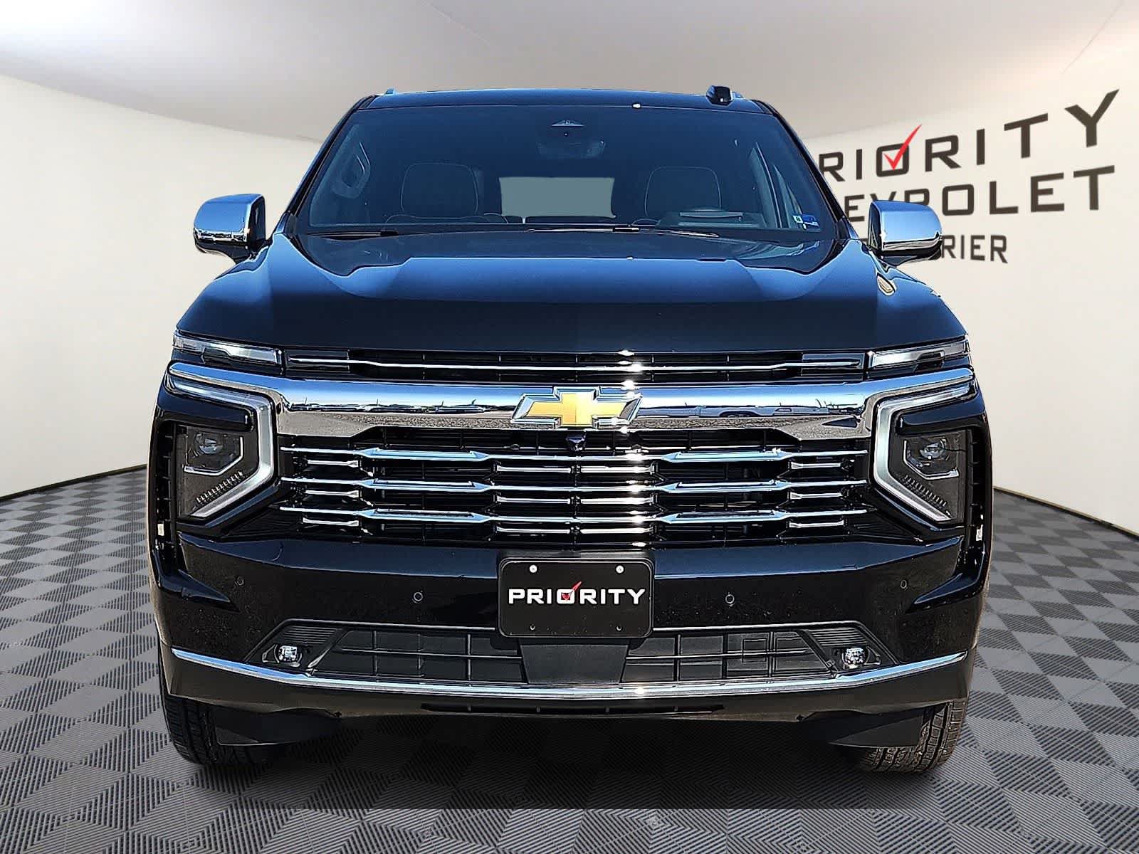 New 2026 Chevrolet Suburban Premier AWD/4WD image 2