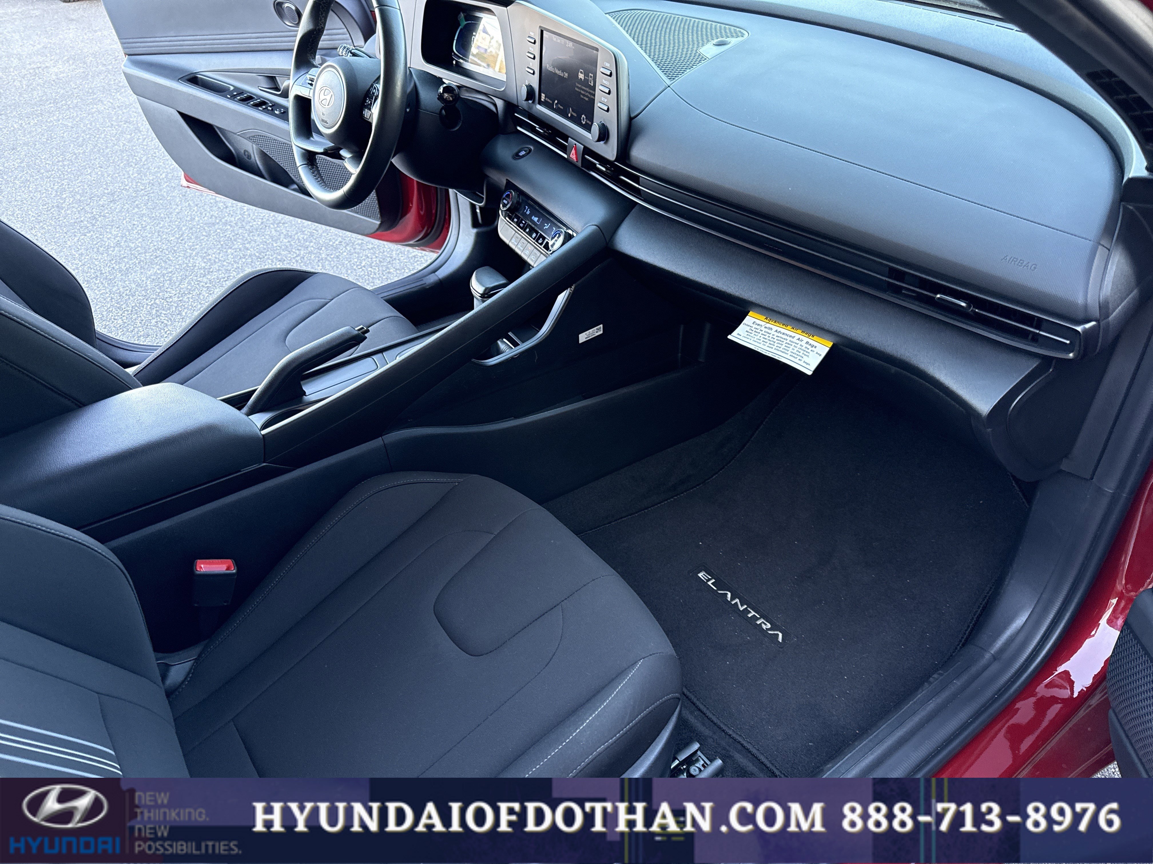 Certified 2025 Hyundai Elantra Sport image 16