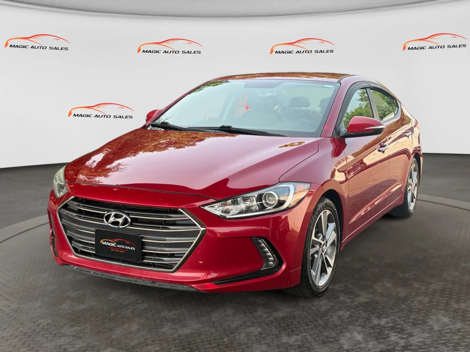 Used 2017 Hyundai Elantra Limited FWD image 1