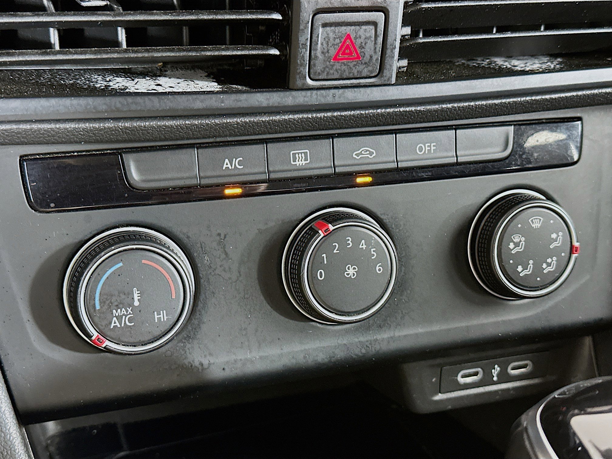 Used 2024 Volkswagen Jetta S image 23