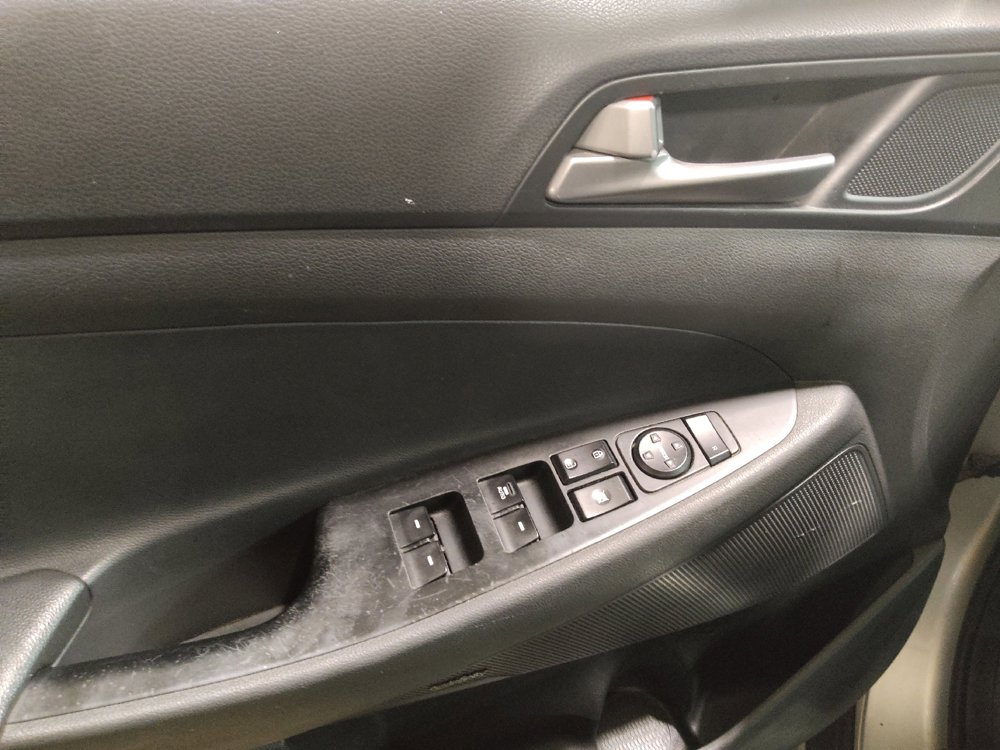 Used 2017 Hyundai Tucson SE Plus image 27