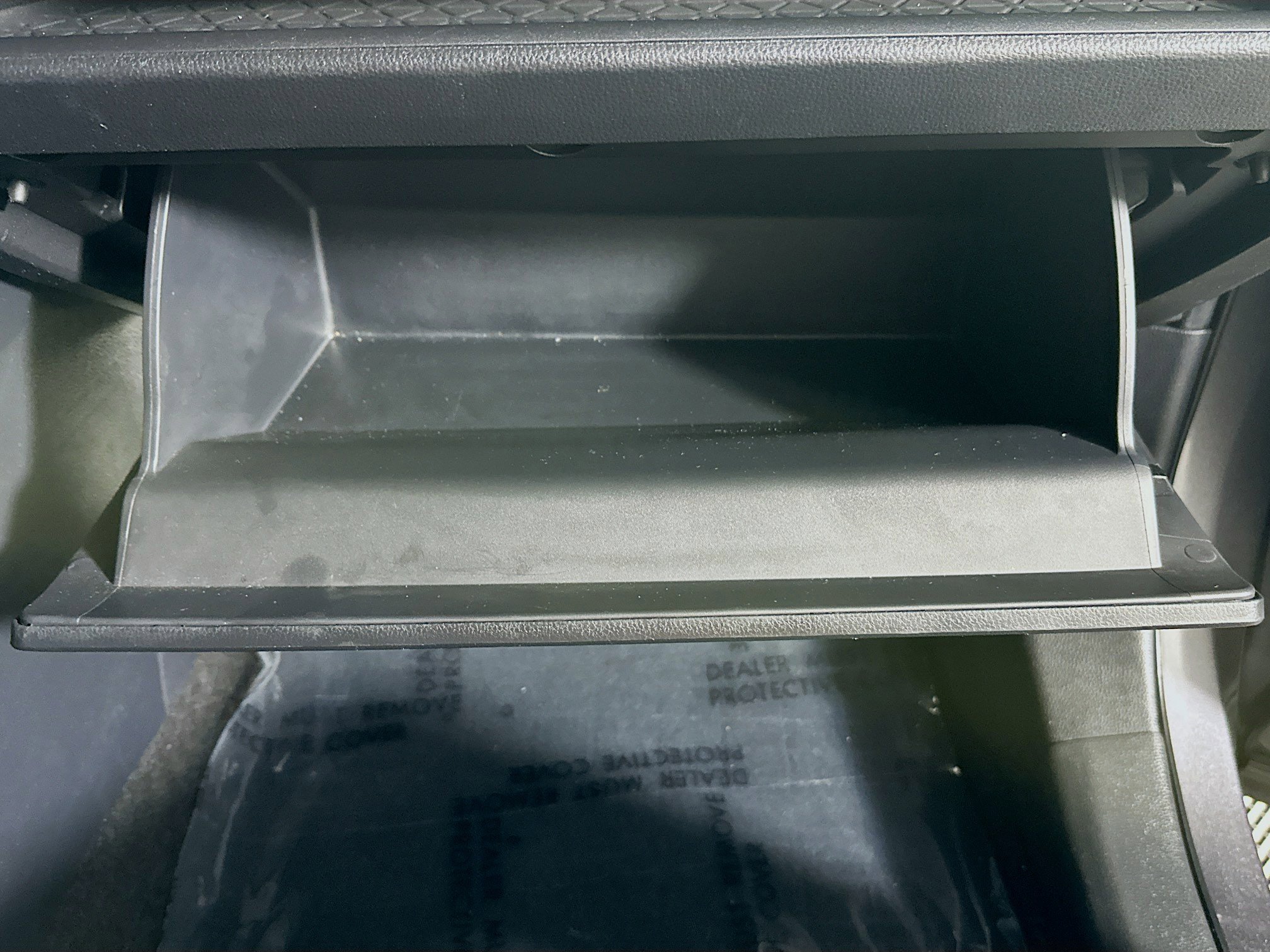 Used 2024 Toyota RAV4 XLE Premium image 32