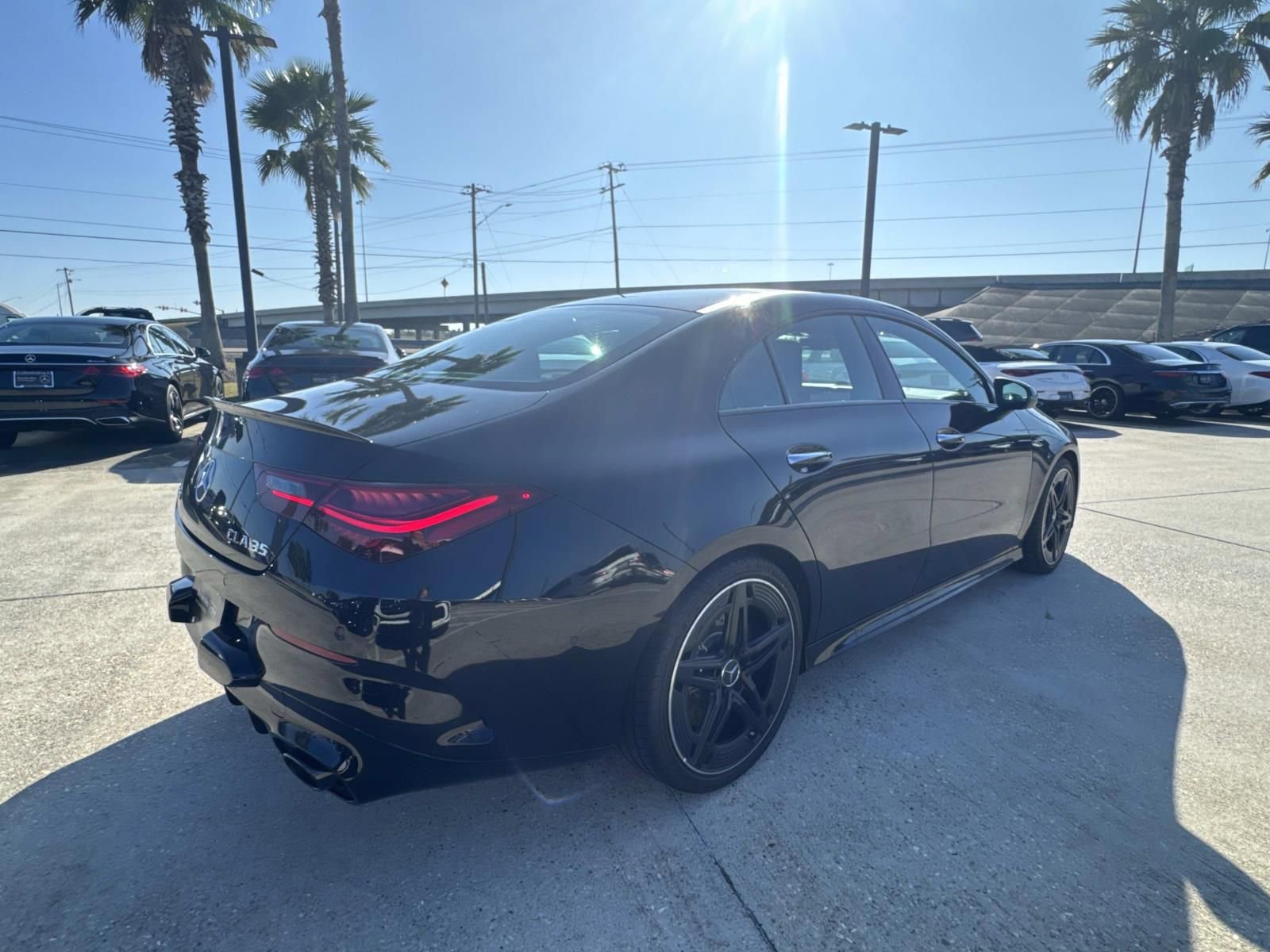 Used 2025 Mercedes-Benz CLA 35 AMG 4MATIC image 5