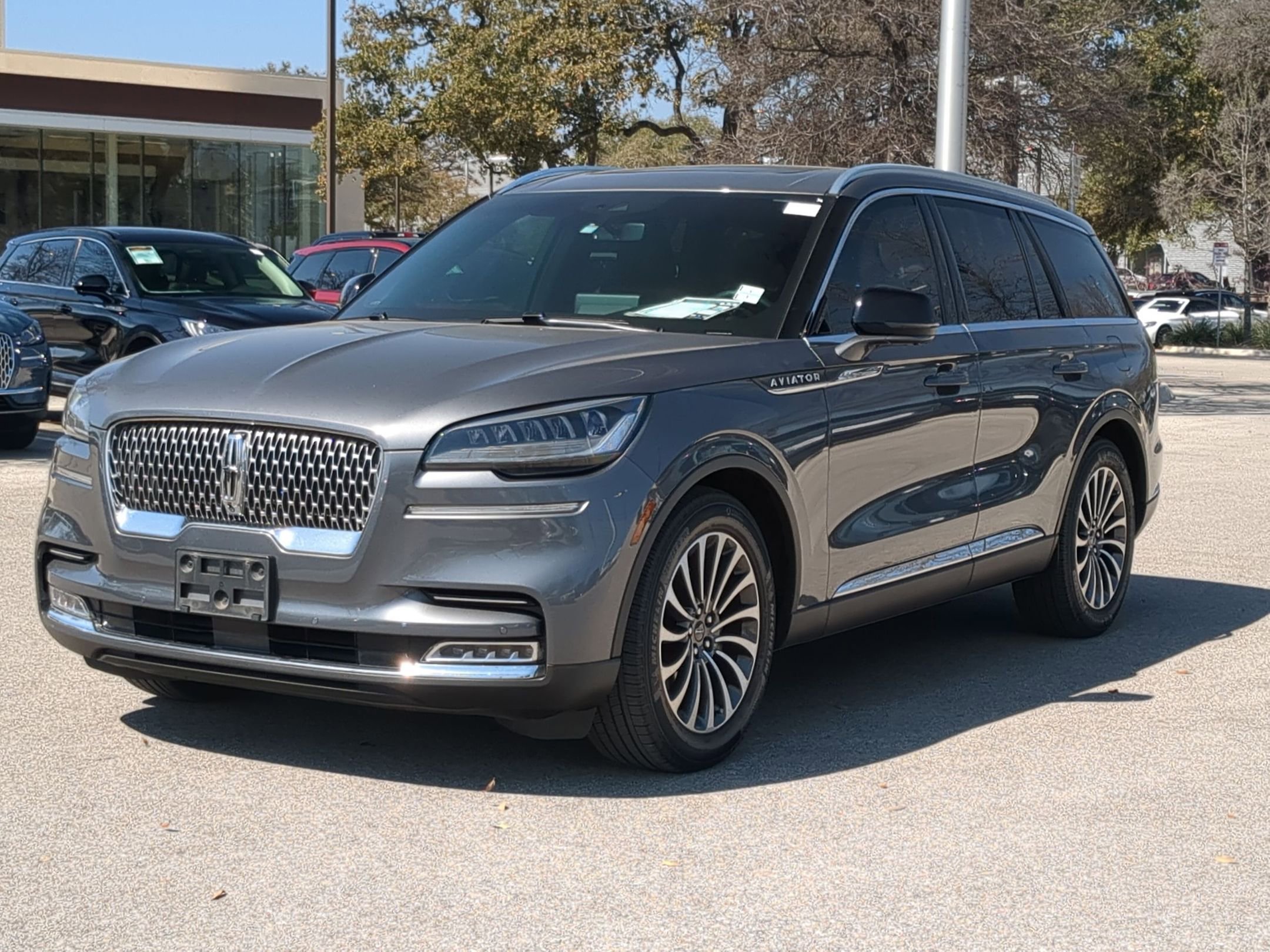 Used 2021 Lincoln Aviator Reserve w/ Elements Package Plus image 7