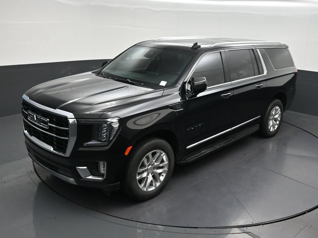 Used 2024 GMC Yukon XL SLT w/ SLT Premium Package RWD image 16