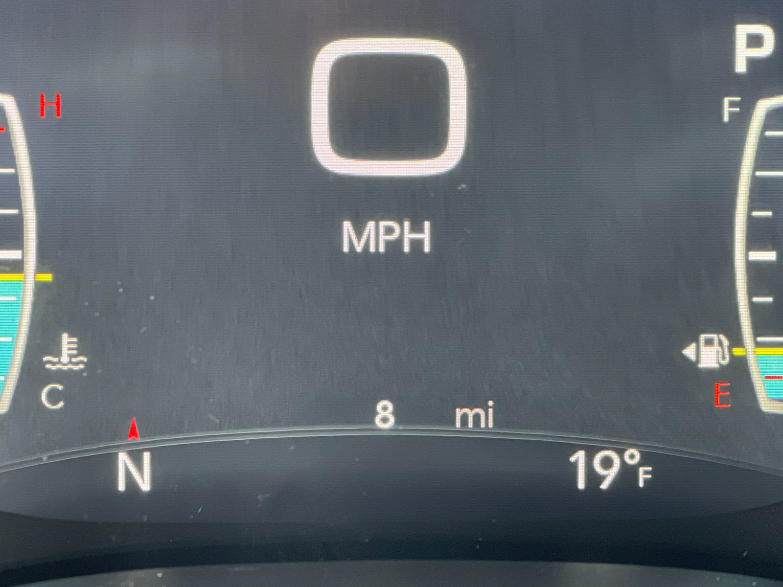 New 2026 Chrysler Pacifica Limited w/ Uconnect Theater Family Group image 32