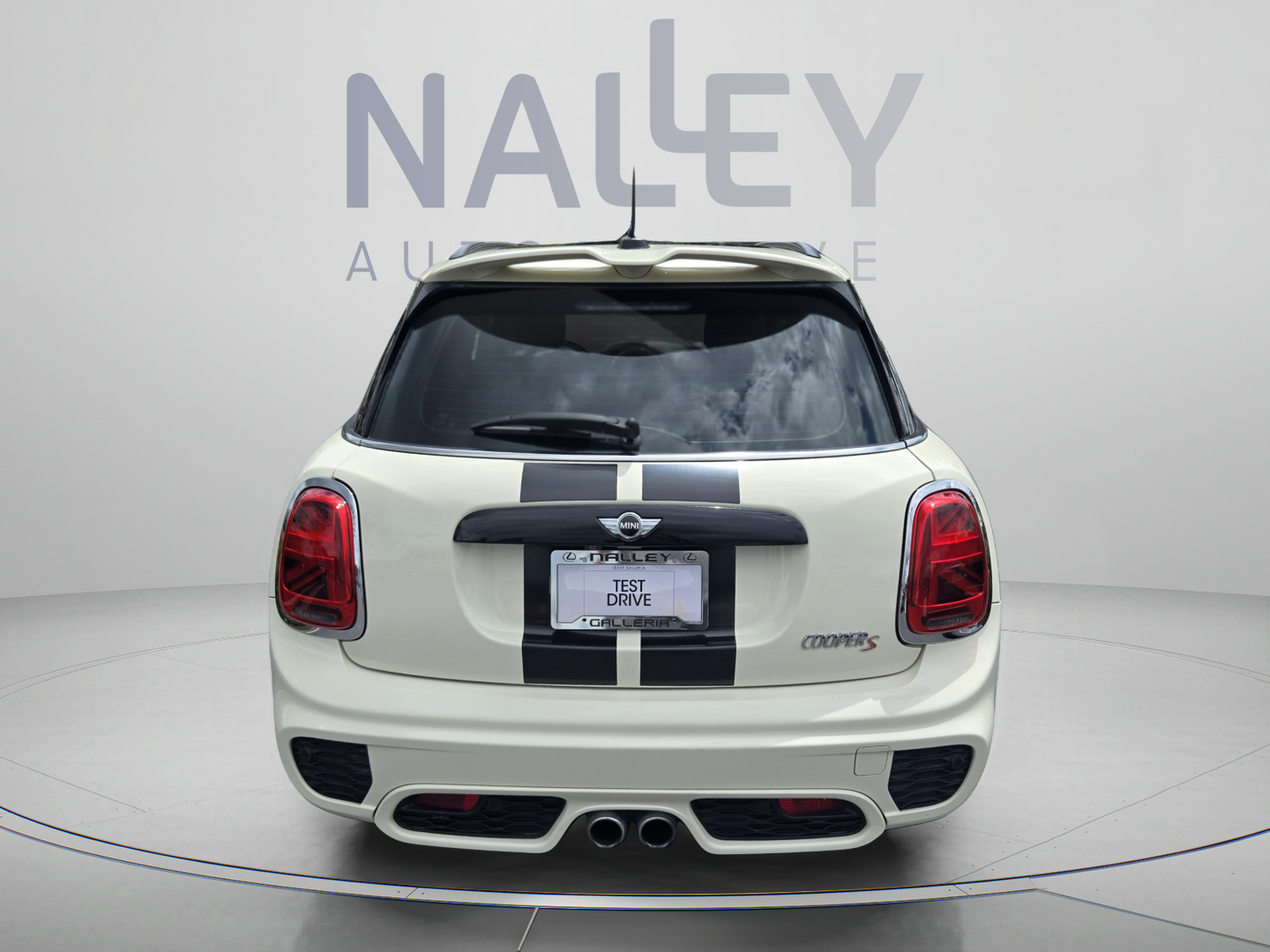 Used 2018 MINI Cooper S FWD image 4