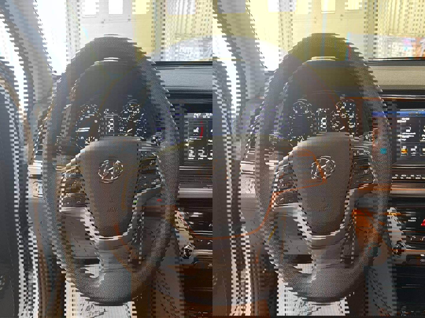 Used 2018 Hyundai Elantra SEL image 18