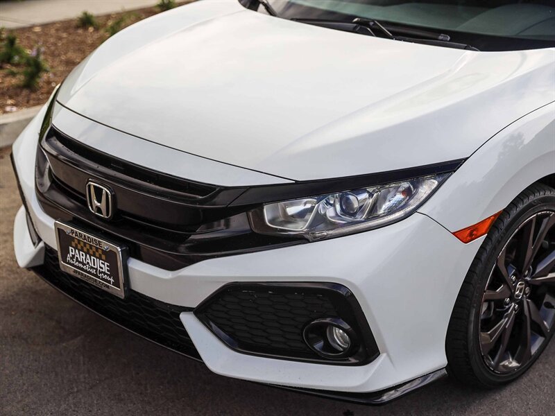 Used 2017 Honda Civic Sport image 14