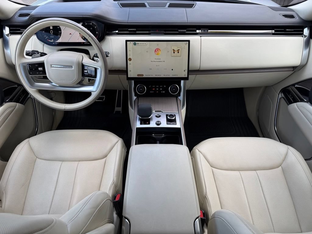 Certified 2023 Land Rover Range Rover SE AWD/4WD image 16