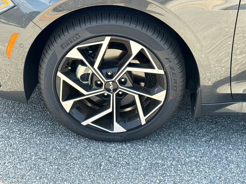 New 2025 Kia K5 EX image 11