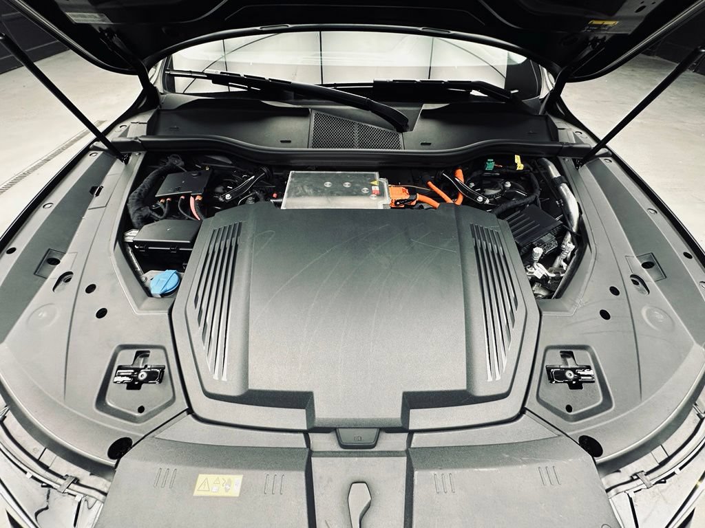 Used 2019 Audi e-tron Premium Plus w/ Cold Weather Package AWD/4WD image 44