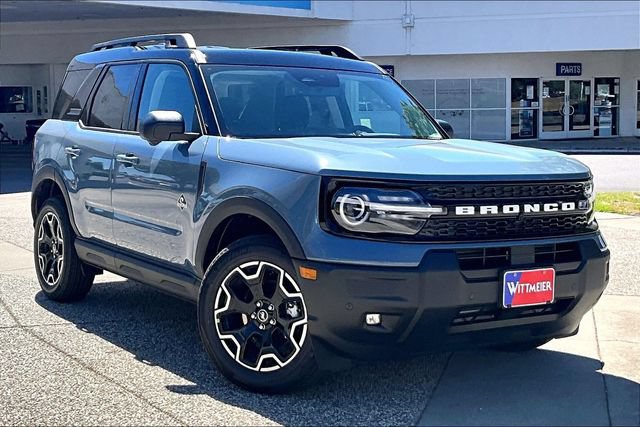 New 2026 Ford Bronco Sport Outer Banks w/ Outer Banks Tech Package+ AWD/4WD image 2