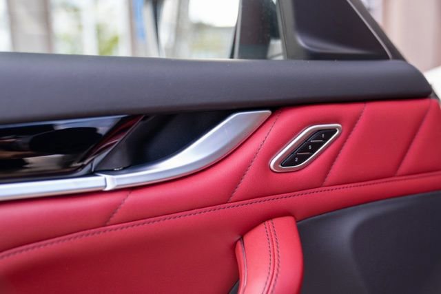 Used 2022 Maserati Levante GT AWD/4WD image 51